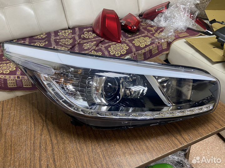 Фара правая Kia Ceed 2 JD 12-18 с Дхо