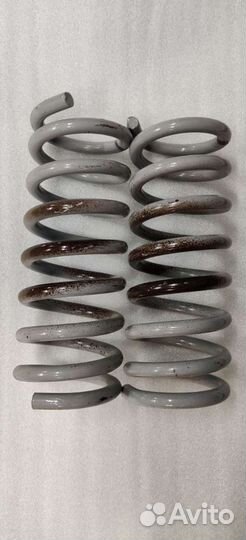 Пружина передней подвески Chevrolet Niva