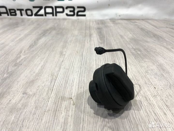 Крышка бака Volkswagen Polo 5 седан cfna 2014