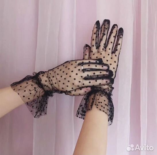 Прозрачные перчатки в горошек из фатина