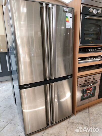 Холодильник в наличии