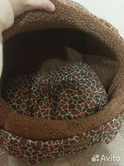 Лежанка для кошек/котят