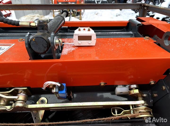 Пресс-подборщик УРАЛЕЦ 850, 2022