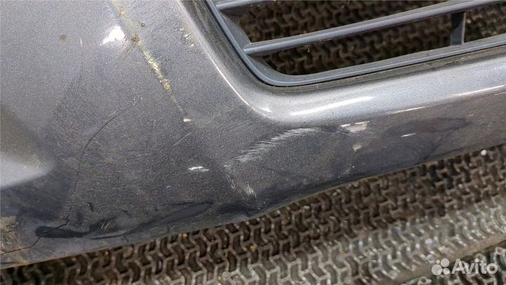 Бампер Toyota Yaris, 2011