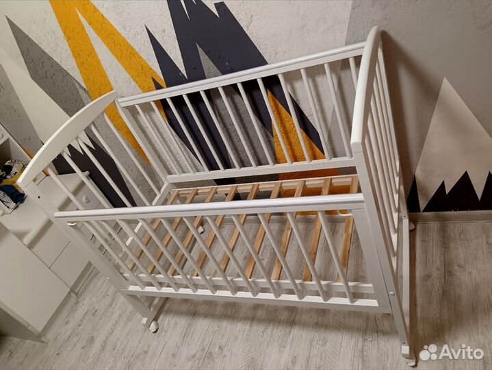 Кроватка детская для новорождённых