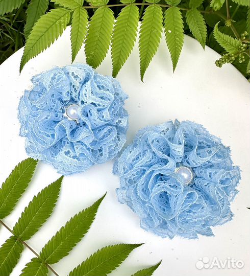 Школьные заколки и бантики для волос