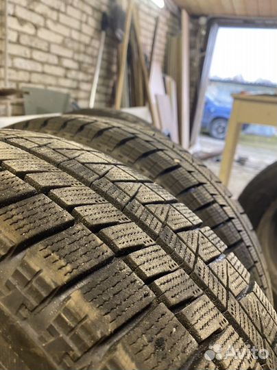 Bridgestone Blizzak Revo GZ 185/65 R15 88S