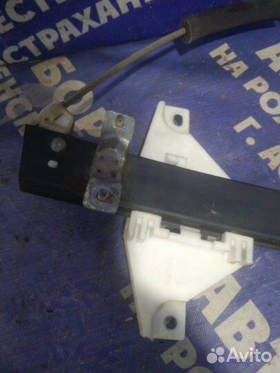 Передний правый стеклоподъемник Hyundai Sonata 4