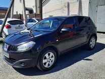 Nissan Qashqai 1.6 CVT, 2013, 212 000 км, с пробегом, цена 1 010 000 руб.