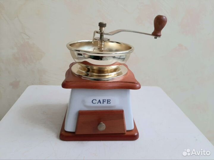 Кофемолка ручная