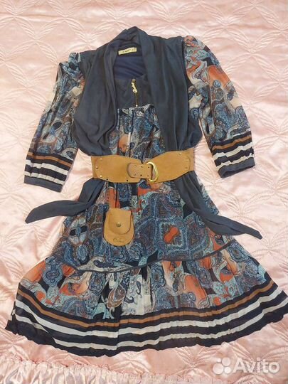 Нарядное платье для девочки 42р