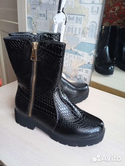 Полусапожки женские 39 размер