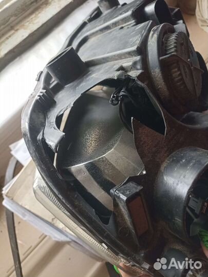 Фара правая skoda rapid 2019