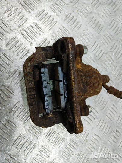 Суппорт задний левый Suzuki Grand Vitara 2.4 J24B