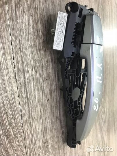 Ручка двери внешняя передняя левая Opel Meriva B