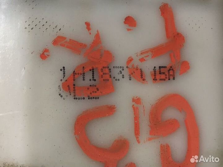 Замок двери передний левый Volkswagen Golf MK3