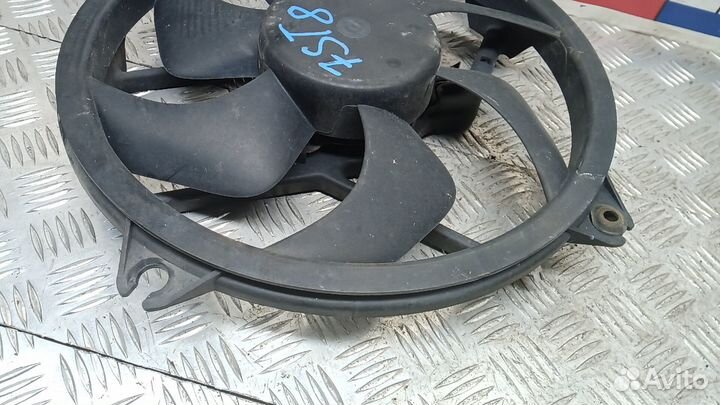 Вентилятор радиатора Peugeot 407