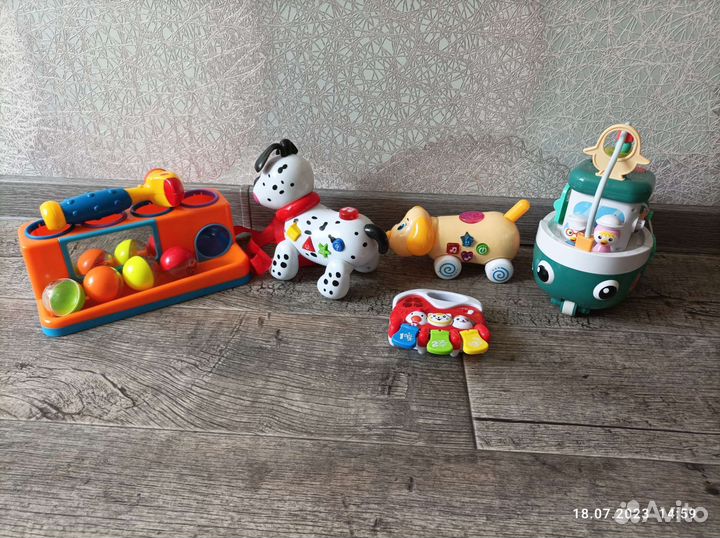 Развивающие игрушки