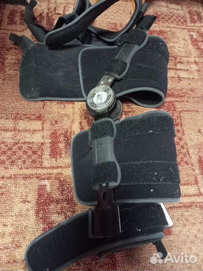 Коленный ортез