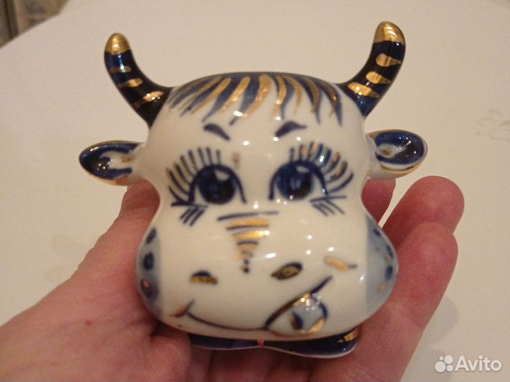 Весёлая корова