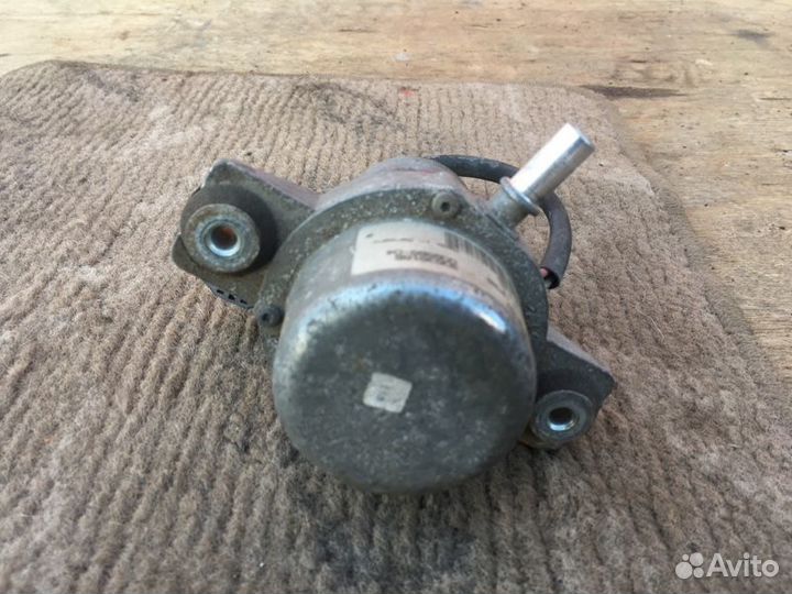 Насос вакуумный Volvo XC90 I 2002-2015г