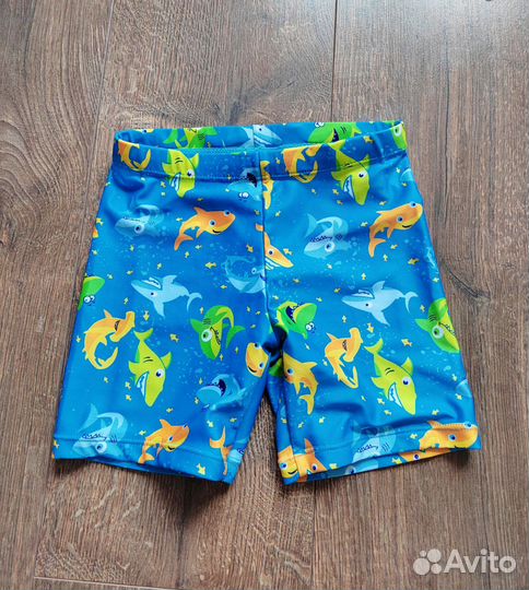 Плавки и шапочка для плавания 5 лет