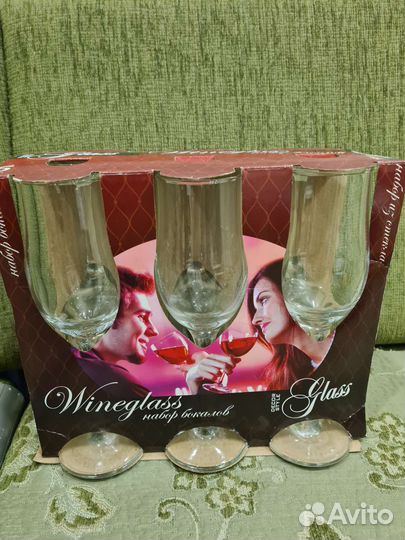 Бокалы для вина новые