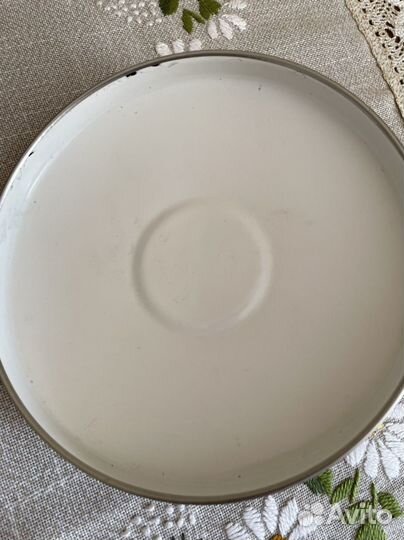 Супница эмалированная с крышкой СССР