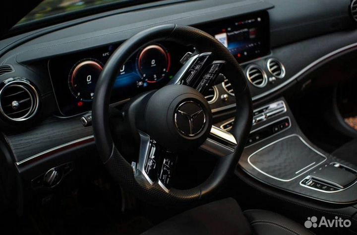 Водитель 2/2 для работы в бизнес на Mercedes