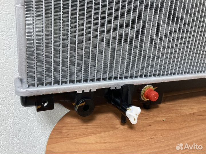 Радиатор охлаждения Тойота Аристо 3.0 97-05