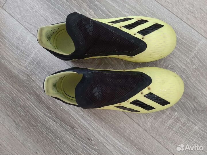 Футбольные бутсы adidas 33 размер