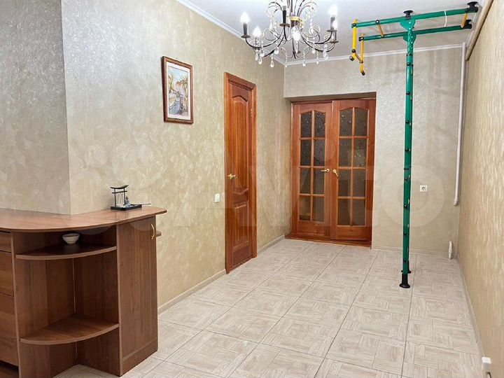 2-к. квартира, 150 м², 4/6 эт.