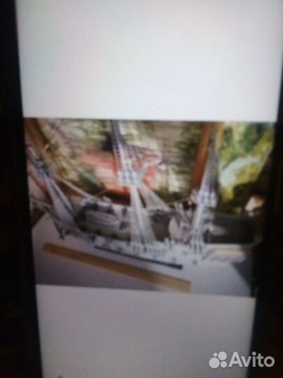 Черная жемчужина корабль на подставке