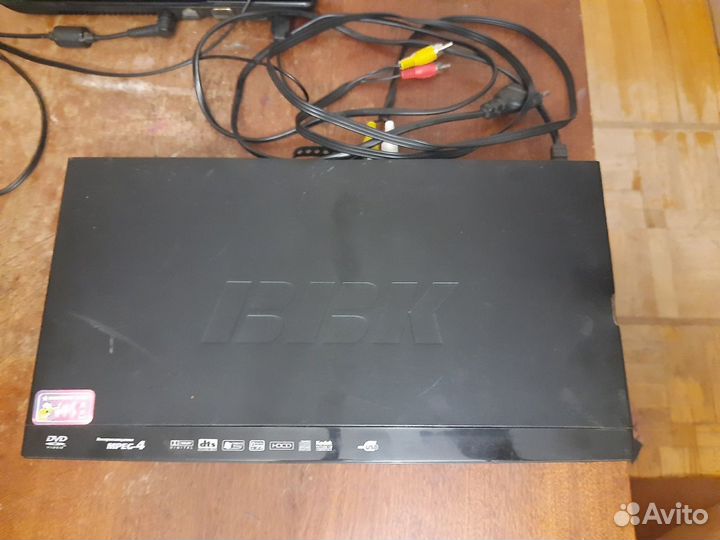 DVD плеер BBK