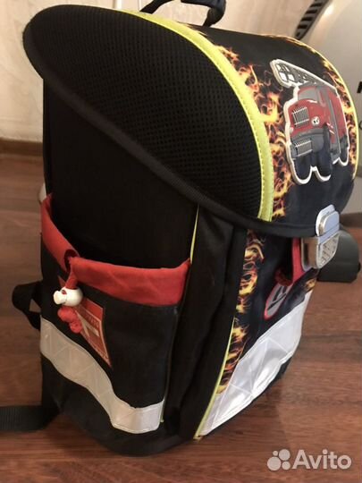 Школьный ранец