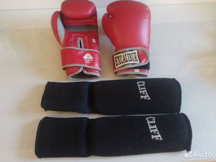 Перчатки для бокса. Защита для голени