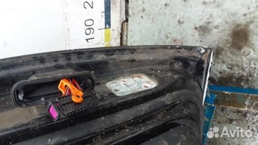 Дверь передняя левая volkswagen passat B7 (ZML12EN