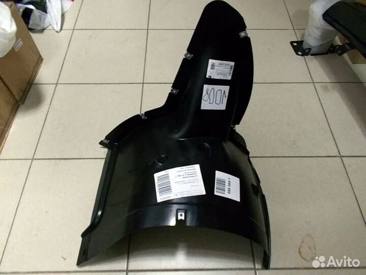 Подкрылок передний правый Шкода Октавия а5 A5 5