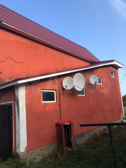 Коттедж 367 м² на участке 8 сот.