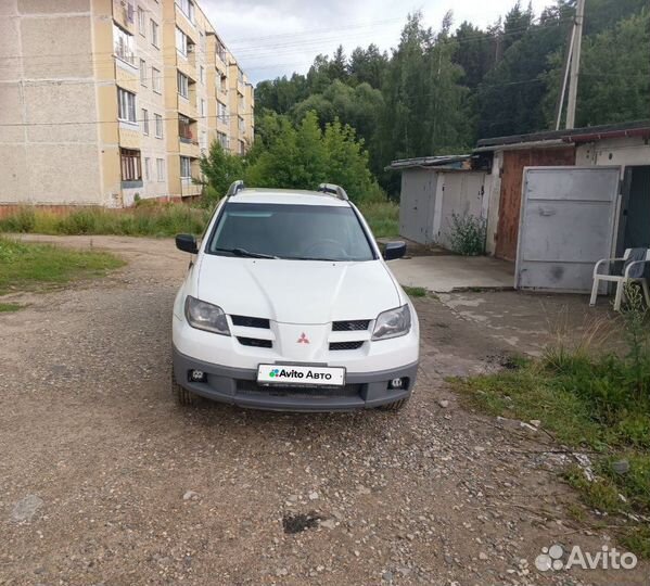 Mitsubishi Outlander 2.4 AT, 2002, 342 275 км