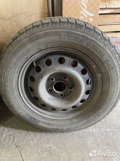 Goodyear Ice Navi Zea 205/65 R15