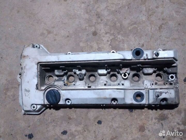 Клапанная крышка гбц Mercedes M104