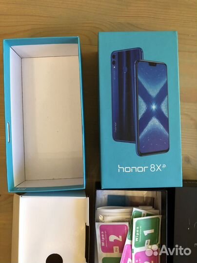 Коробка от телефона