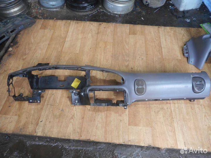 Торпедо Chrysler Voyager III (1995—2001)