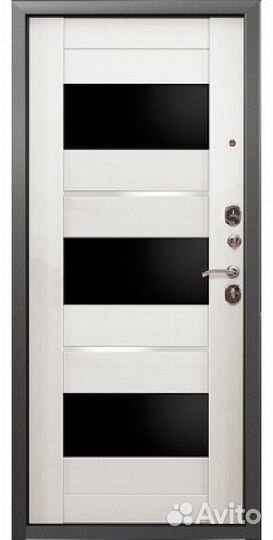 Новая входная дверь в квартиру