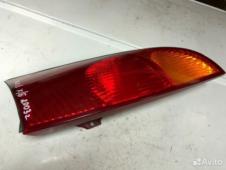 Фонарь задний задний левый Ford Focus 1 хэтчбек