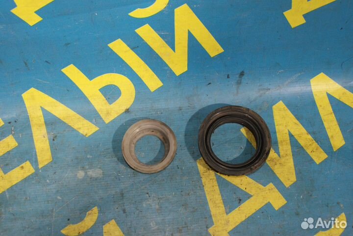 Гайка топливного насоса Volvo 850