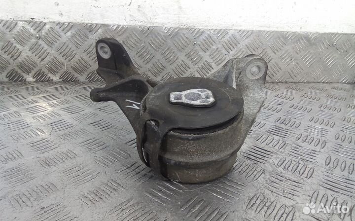 Подушка крепления кпп Opel Antara рест. 2013