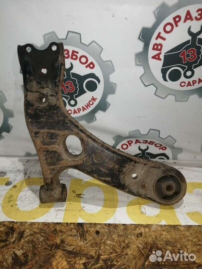 Рычаг левый нижний Toyota Corolla 150