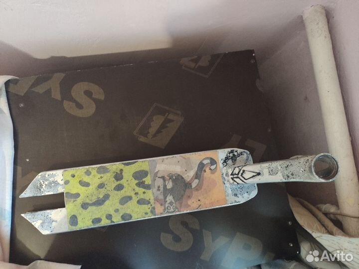 Деталь от трюкового самоката